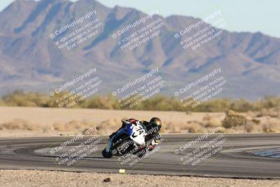 media/Dec-07-2025-CVMA (Sun) [[3e7d2de5dc]]/Race 16-Formula Middleweight/